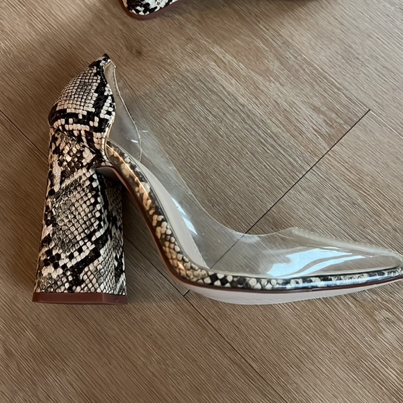 NWOT Nasty Gal Snakeskin Pointed Block Heels with Clear Cover - Picture 2 of 4